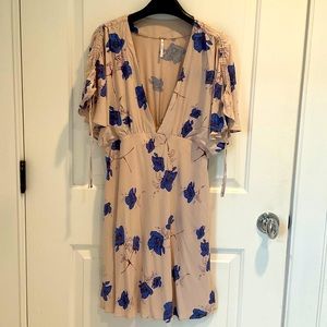 Free People Dress Cream Blue Floral V Neck Sz 8